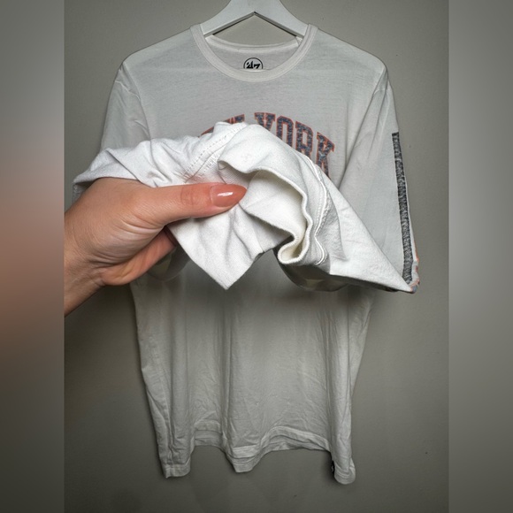 New York Knicks Long Sleeve Tee – White (Men’s XLarge ) - Picture 5 of 5